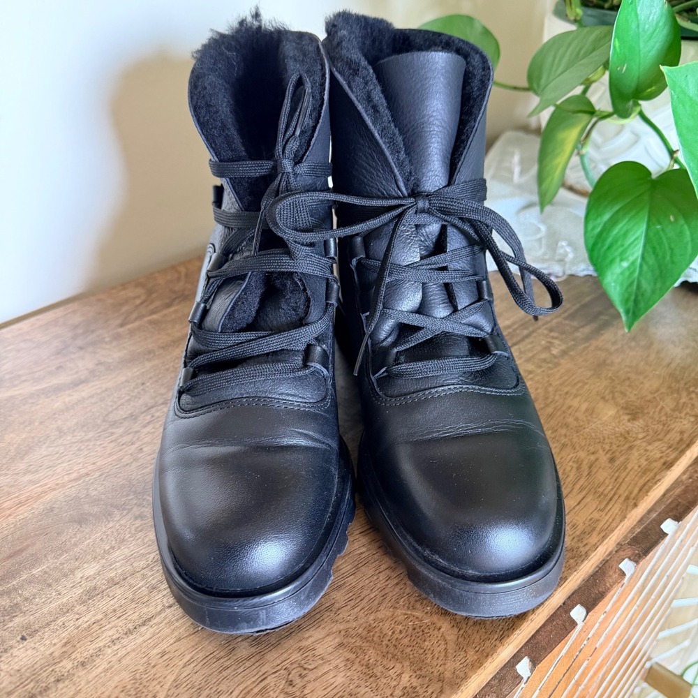 La Canadienne Leather Shearling Boots Women 6 Black Waterproof Lug Sole Gorpcore
